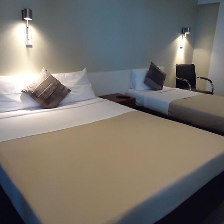 إينيسفيل Moondarra Motel المظهر الخارجي الصورة