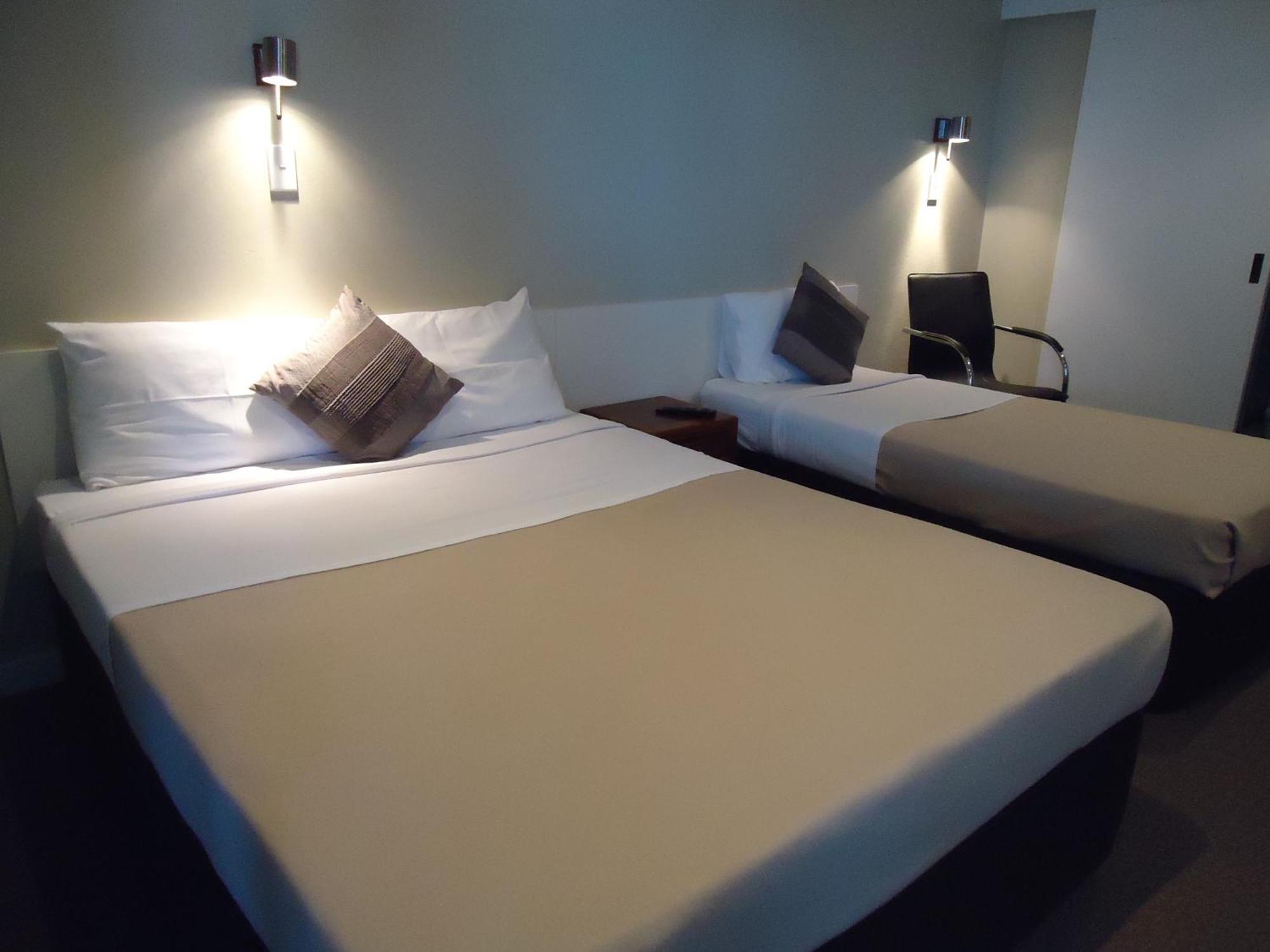 إينيسفيل Moondarra Motel المظهر الخارجي الصورة