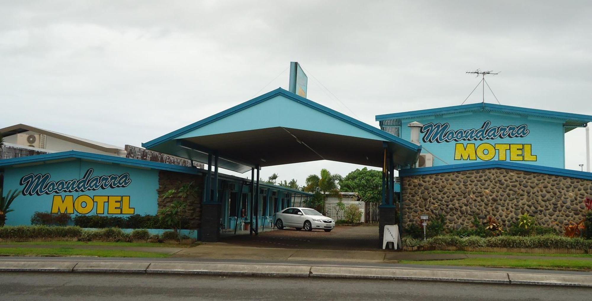 إينيسفيل Moondarra Motel المظهر الخارجي الصورة